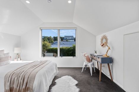 Photo of property in 8a Queen Street, Brighton, Dunedin, 9035