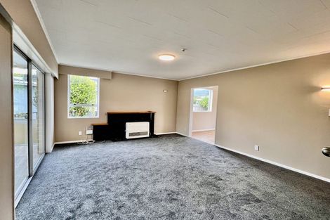 Photo of property in 76 California Drive, Totara Park, Upper Hutt, 5018