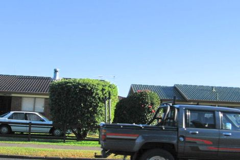 Photo of property in 1/38 Clevedon Road, Papakura, 2110