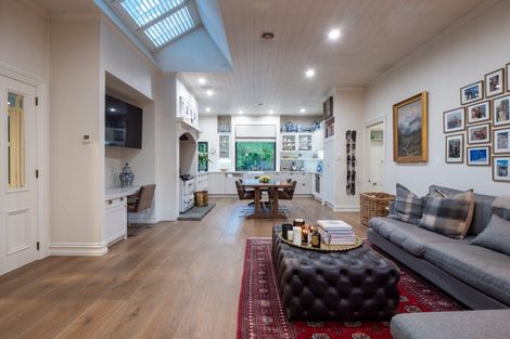 Photo of property in 70 Buckingham Street, Arrowtown, 9302