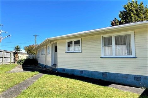 Photo of property in 62 Russell Road, Wainuiomata, Lower Hutt, 5014