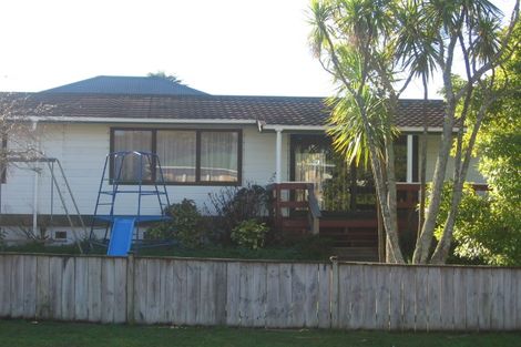 Photo of property in 6a Rembrandt Place, Opaheke, Papakura, 2113