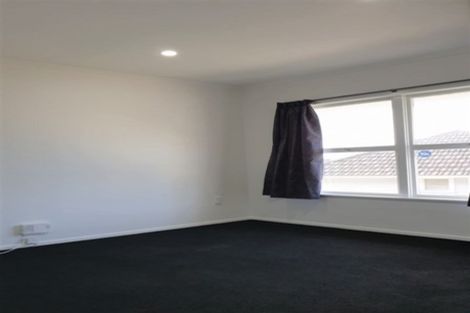 Photo of property in 61 Ocean View Road, Hillcrest, Auckland, 0627