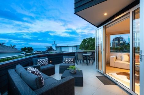 Photo of property in 44 Castor Bay Road, Castor Bay, Auckland, 0620