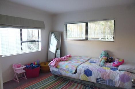 Photo of property in 6 Ross Grove, Paraparaumu, 5032