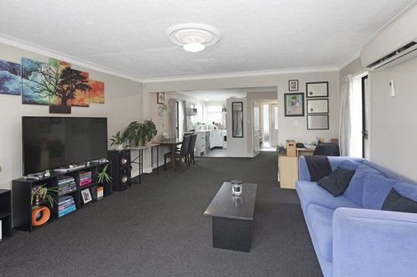 Photo of property in 2/29 Meon Street, Aranui, Christchurch, 8061