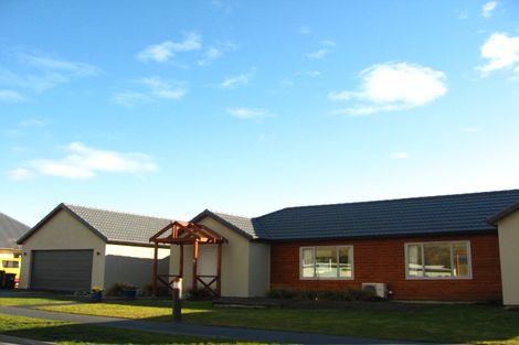 Photo of property in 52 Erskine Street, Lake Hayes, Queenstown, 9304