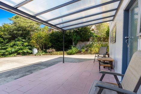 Photo of property in 15 Reynolds Place, Torbay, Auckland, 0630