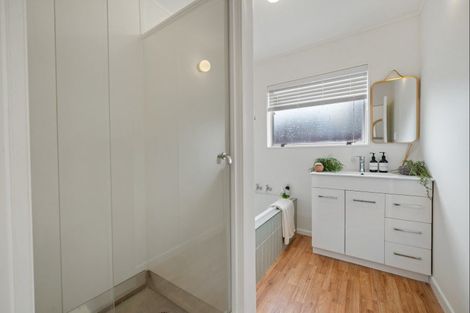 Photo of property in 19 Bronte Place, Whalers Gate, New Plymouth, 4310