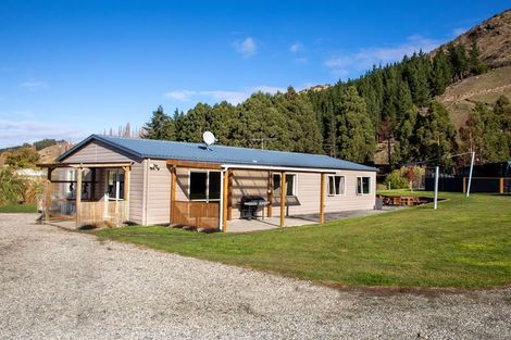 Photo of property in 25 Smith Street, Roxburgh, 9500