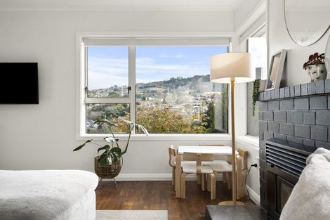 Photo of property in 14 Upland Street, Helensburgh, Dunedin, 9010