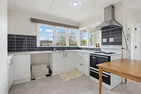 Photo of property in 2 Isobel Street, Fairy Spring, Rotorua, 3015
