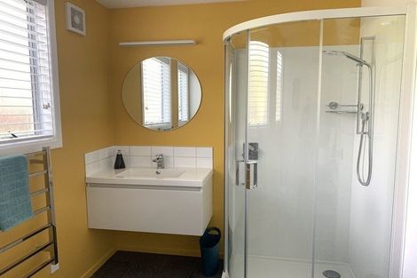 Photo of property in 10 Konini Crescent, Waikanae Beach, Waikanae, 5036