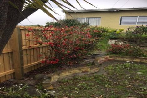 Photo of property in 519 Marine Parade, South New Brighton, Christchurch, 8062