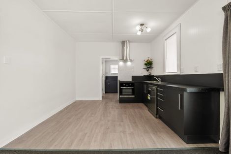 Photo of property in 429 Waihi Road, Normanby, Hawera, 4614