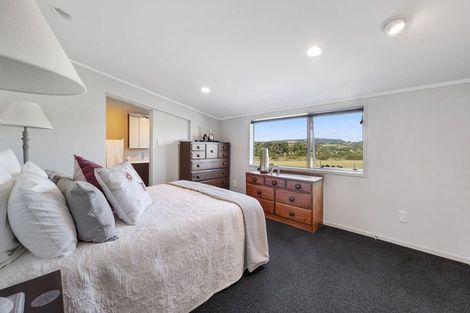 Photo of property in 141 Wades Road, Whitford, Howick, 2571