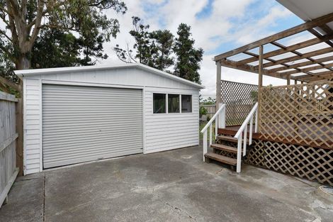Photo of property in 23 Mandarin Place, Half Moon Bay, Auckland, 2012