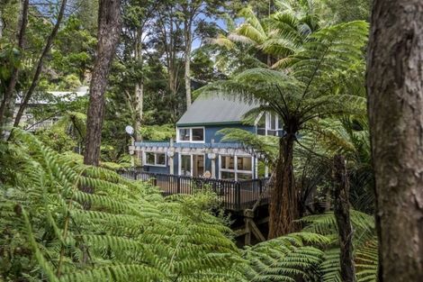 Photo of property in 12 Berne Place, Birkenhead, Auckland, 0626