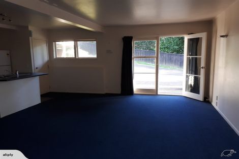 Photo of property in 17 Houston Place, Bayview, Auckland, 0629