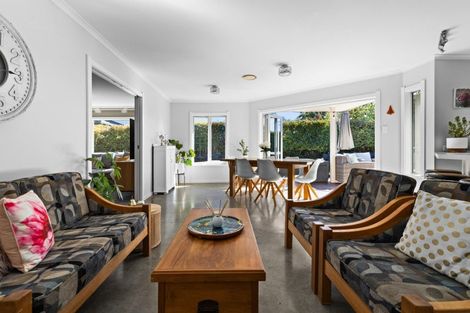 Photo of property in 6 Barcroft Street, Frimley, Hastings, 4120