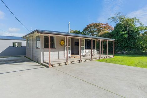 Photo of property in 41 Kawiu Road, Levin, 5510