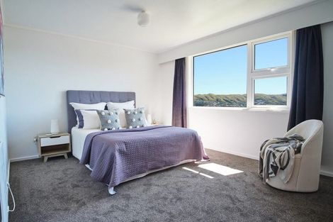 Photo of property in 208 Helston Road, Paparangi, Wellington, 6037