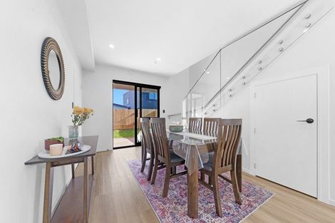 Photo of property in 6 Farranfore Road, Opaheke, 2113