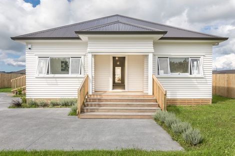 Photo of property in 23 Riverhead Road, Kumeu, 0810