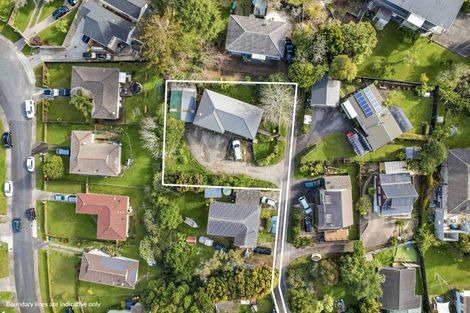 Photo of property in 35 Kemp Road, Massey, Auckland, 0614