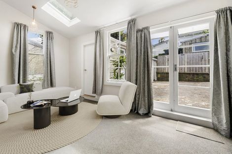 Photo of property in 117 Constable Street, Newtown, Wellington, 6021