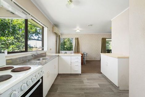 Photo of property in 124 Athenree Road, Athenree, Katikati, 3177