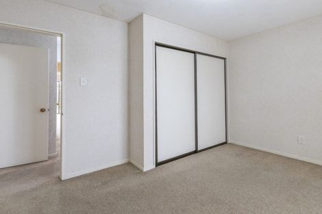 Photo of property in 2/280b Sawyers Arms Road, Bishopdale, Christchurch, 8053