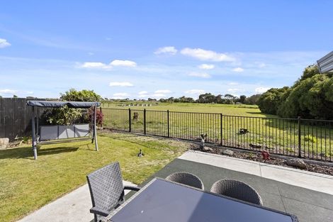 Photo of property in 28 Brightstone Crescent, Aranui, Christchurch, 8061