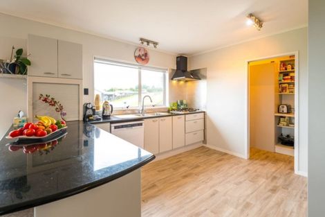 Photo of property in 90 Barber Road, Bombay, 2675