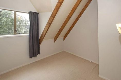 Photo of property in 30 Venus Place, Half Moon Bay, Auckland, 2012