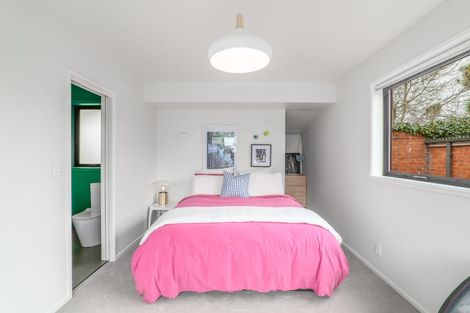 Photo of property in 155 Fendalton Road, Fendalton, Christchurch, 8041