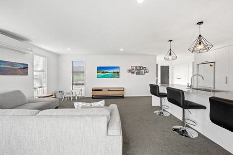 Photo of property in 8 Gaynor Way, Te Puke, 3119