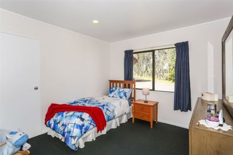 Photo of property in 14 Brewster Road, Pukekawa, Tuakau, 2696