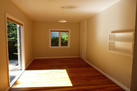 Photo of property in 35 Central Terrace, Kelburn, Wellington, 6012