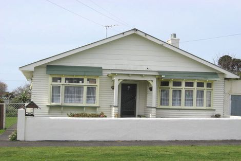 Photo of property in 40 Seymour Street, Waitara, 4320