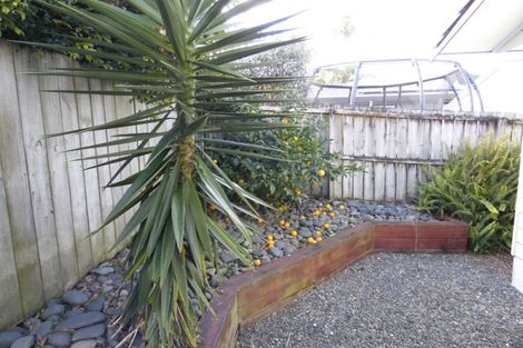 Photo of property in 2/15 Bass Street, West Harbour, Auckland, 0618