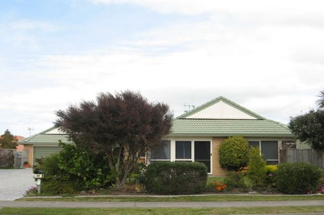 Photo of property in 54 Santa Monica Drive, Papamoa Beach, Papamoa, 3118
