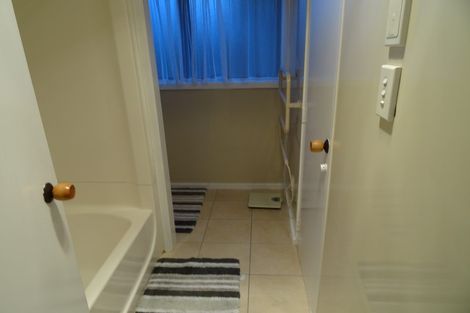 Photo of property in 19 Faram Place, Massey, Auckland, 0614