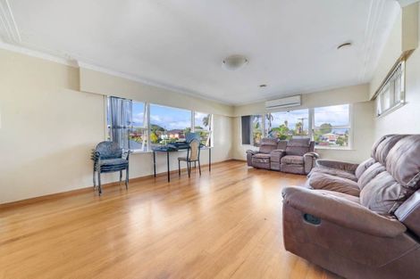 Photo of property in 30 Ingram Street, Papakura, 2110