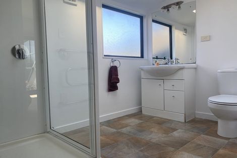 Photo of property in 109-111 Parrs Cross Road, Glen Eden, Auckland, 0612