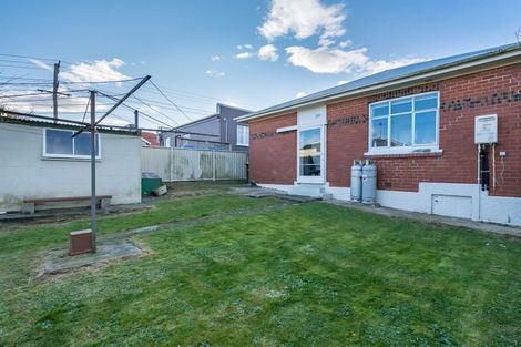 Photo of property in 4 Forbes Street, Balaclava, Dunedin, 9011