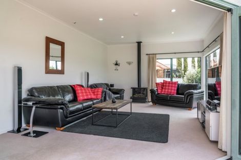 Photo of property in 30 Greenfield Drive, Western Heights, Hamilton, 3200