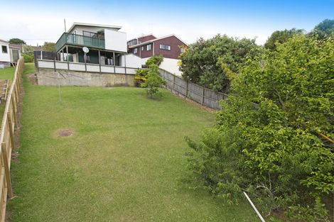 Photo of property in 42 Elliston Crescent, Stanmore Bay, Whangaparaoa, 0932