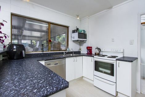 Photo of property in 26 Battenburg Place, Torbay, Auckland, 0630