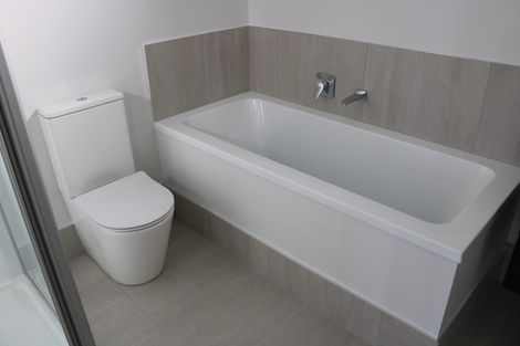 Photo of property in 7/130 Stancombe Road, Flat Bush, Auckland, 2016